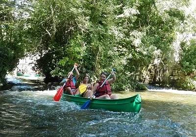 la_riche_en_canoe_sur_la_charente.jpg